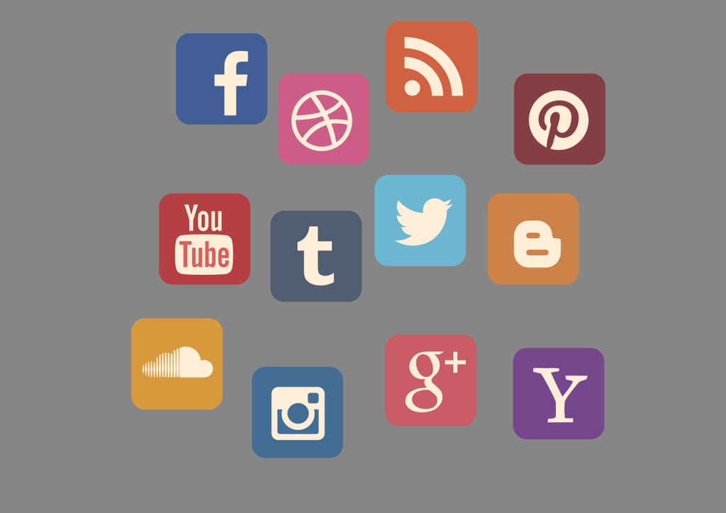 icon set, social media, contact-1142000.jpg